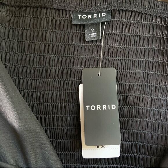 TORRID Satin Tie Front Sleeveless Crop Top Deep Black Size 2 2X 18 20 - Picture 10 of 12